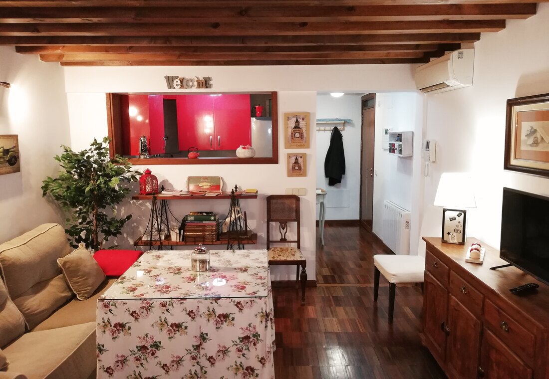 Salón — Vistas a la Catedral